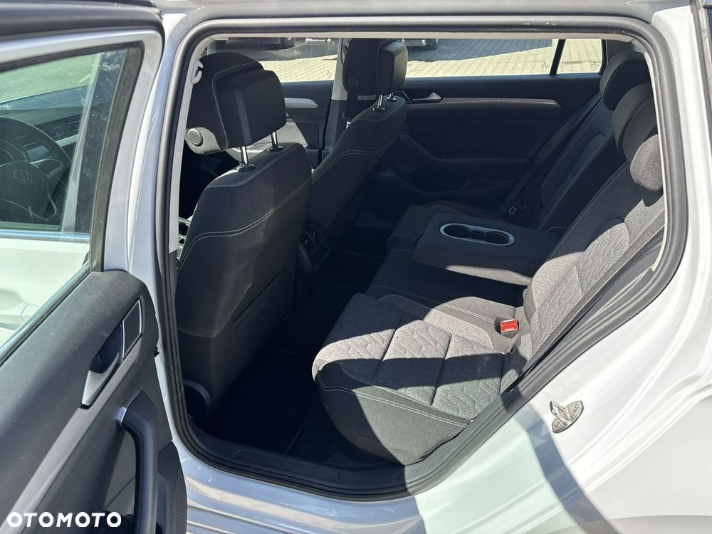 Volkswagen Passat 1.5 TSI EVO Business DSG - 12