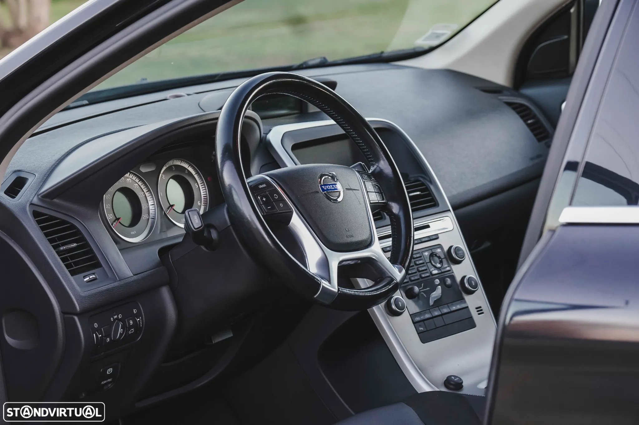Volvo XC 60 2.0 D3 Drive Momentum Start/Stop - 14