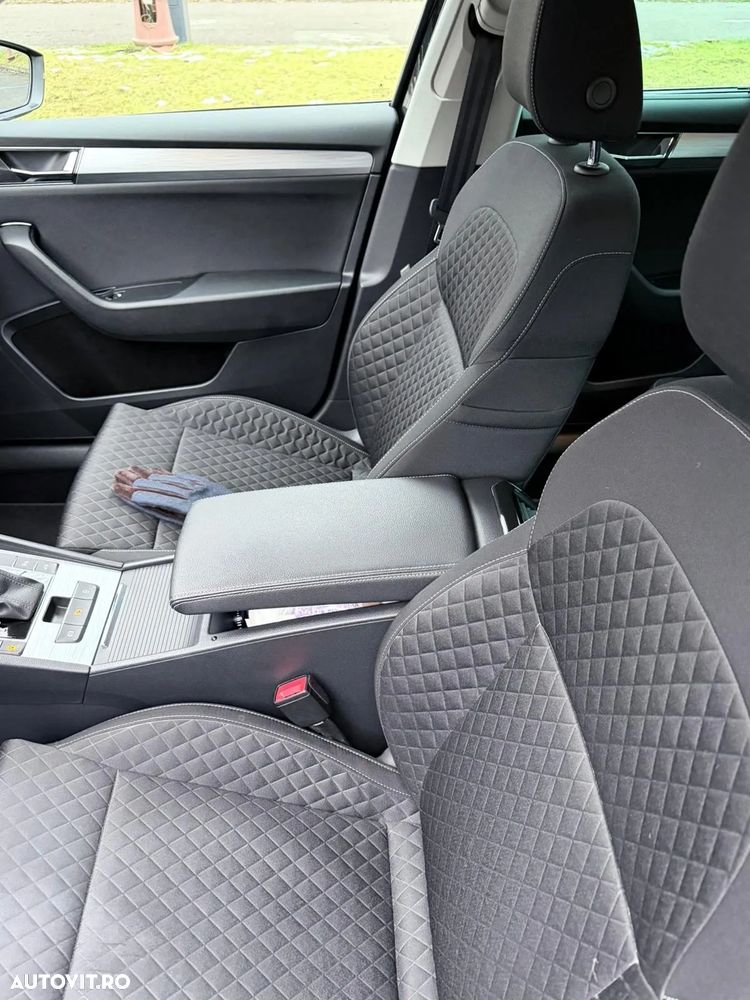 Skoda Superb 2.0 TDI DSG Ambition - 12