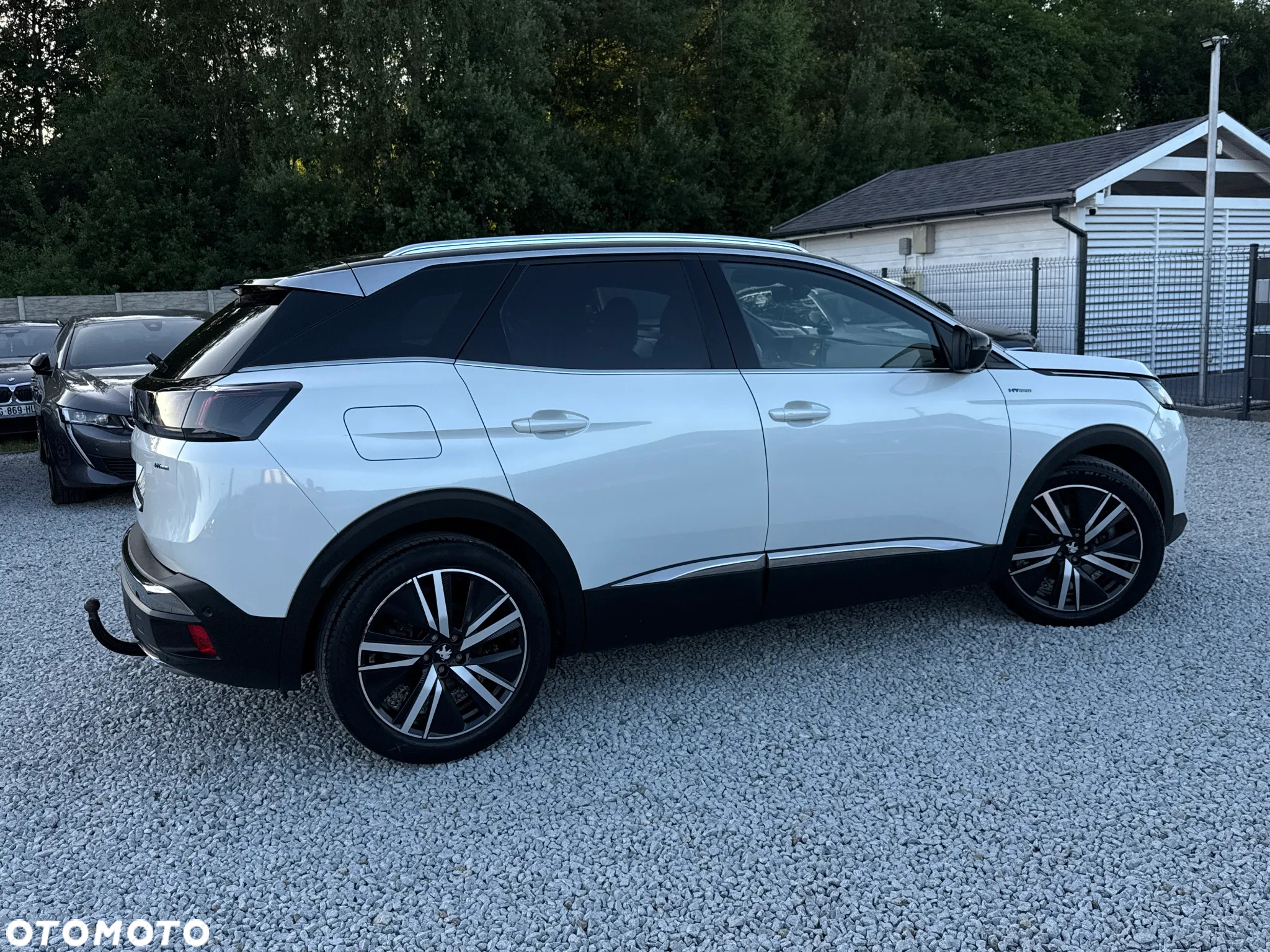 Peugeot 3008 Plug-In Hybrid 225 e-EAT8 GT - 18