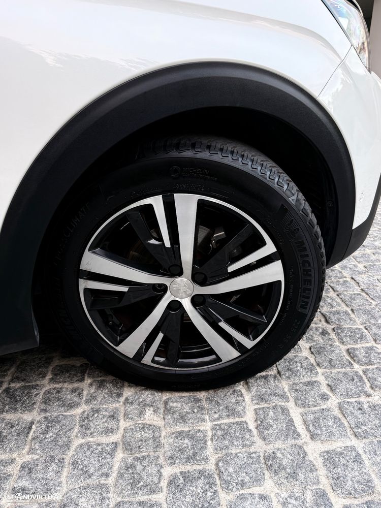 Peugeot 3008 PureTech 130 Stop & Start GPF Allure Pack - 18