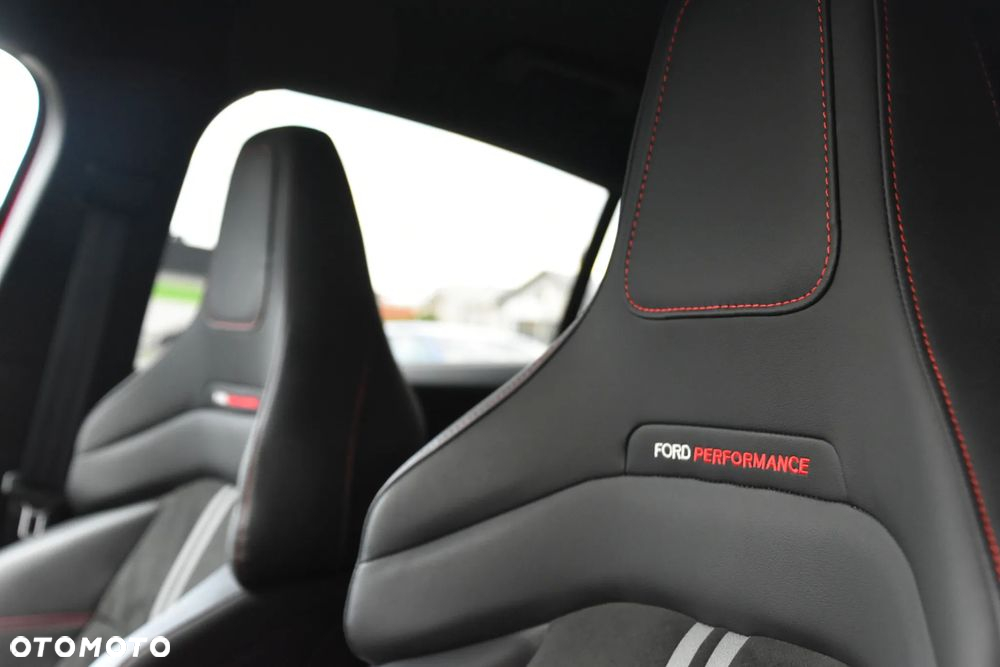 Ford Focus 2.3 EcoBoost ST X - 13