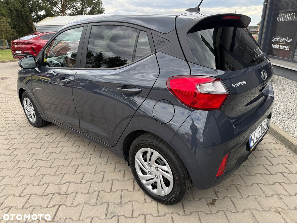 Hyundai i10 1.0 Fifa World Cup Edition - 12