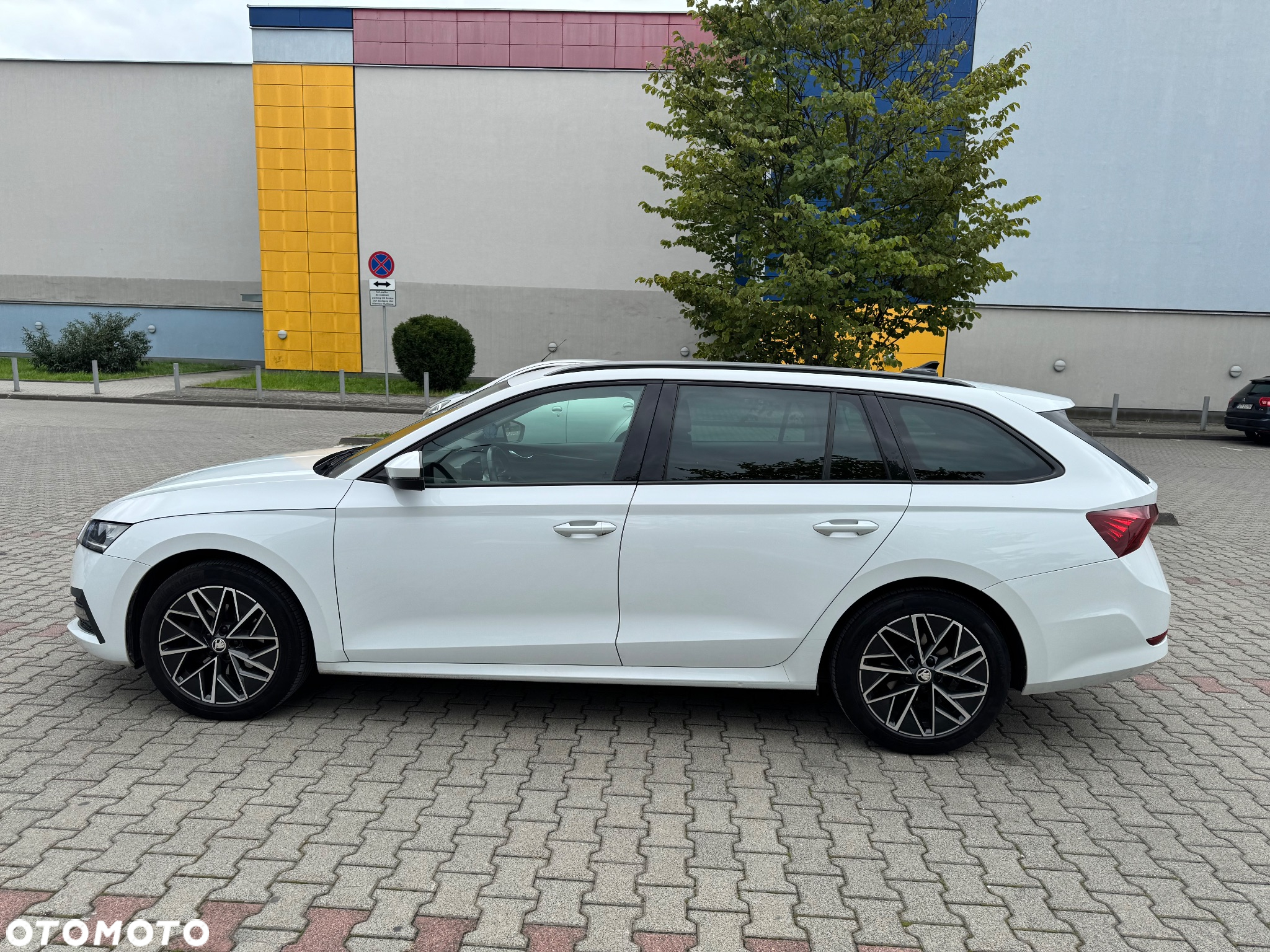 Skoda Octavia 2.0 TDI Ambition DSG - 6