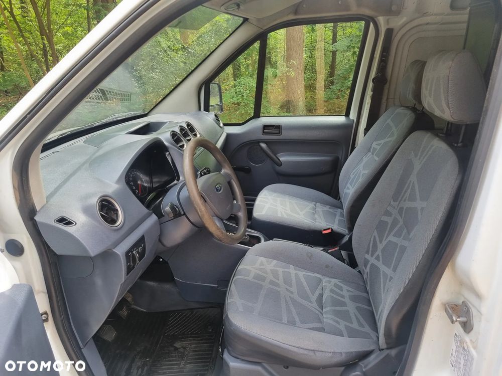 Ford Transit Connect - 10