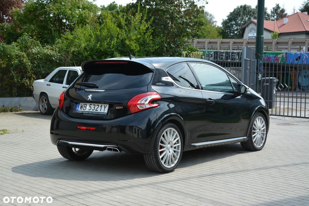 Peugeot 208 1.6 THP GTi - 3
