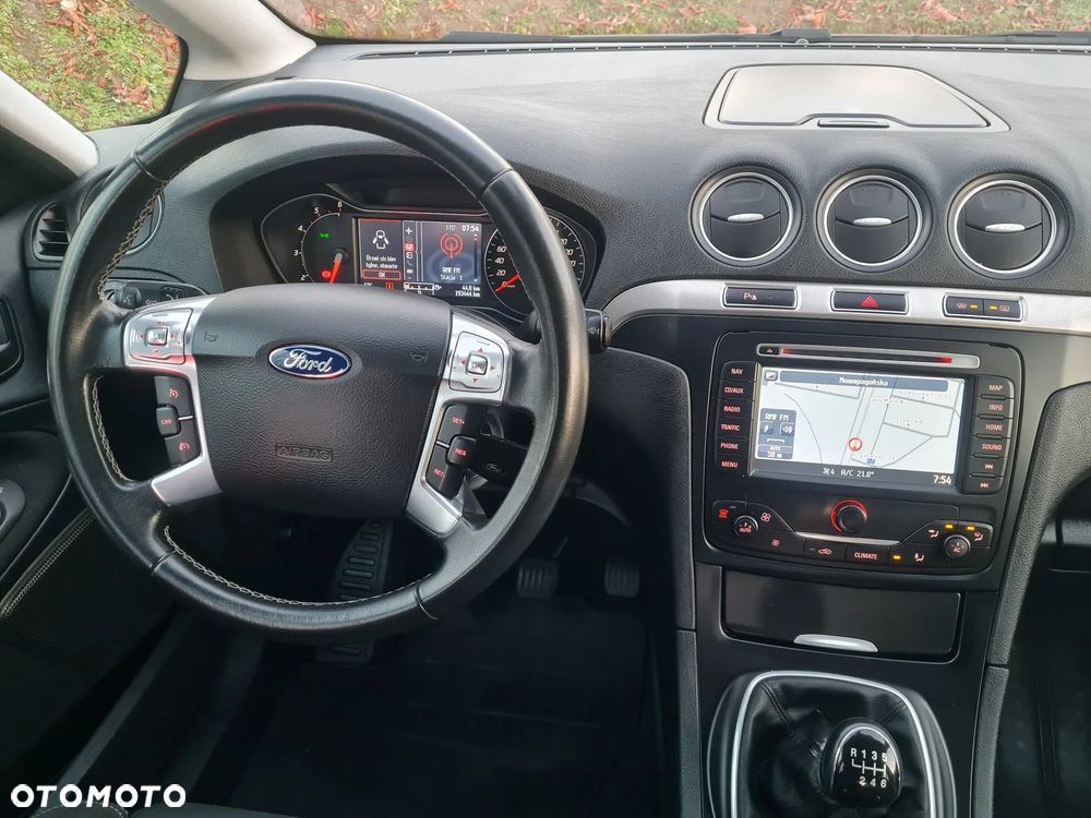 Ford S-Max - 24