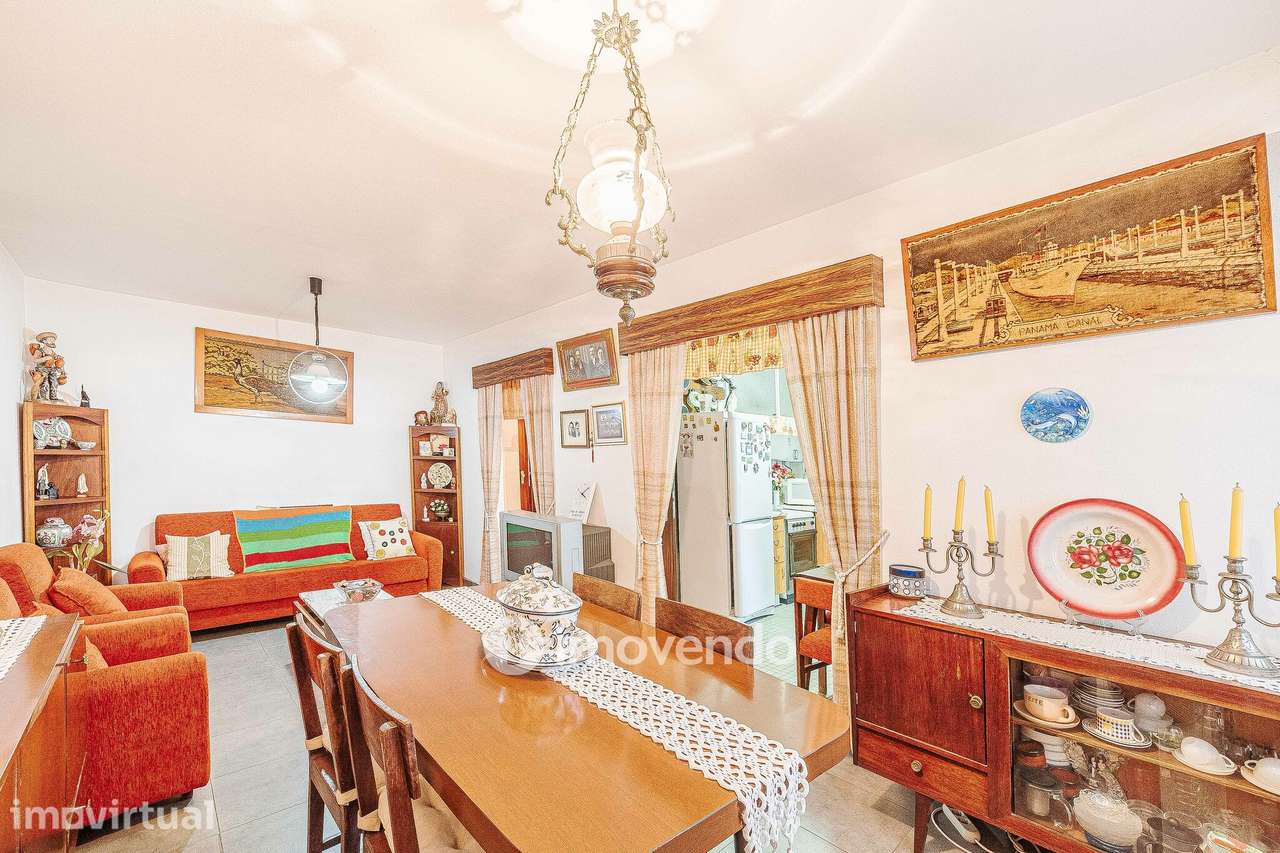 Apartamento T3 com arrecadação enorme, em Corroios - Grande imagem: 4/42
