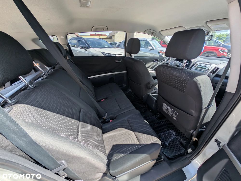 Toyota Corolla Verso 2.2 D-4D Sol + 7os - 14
