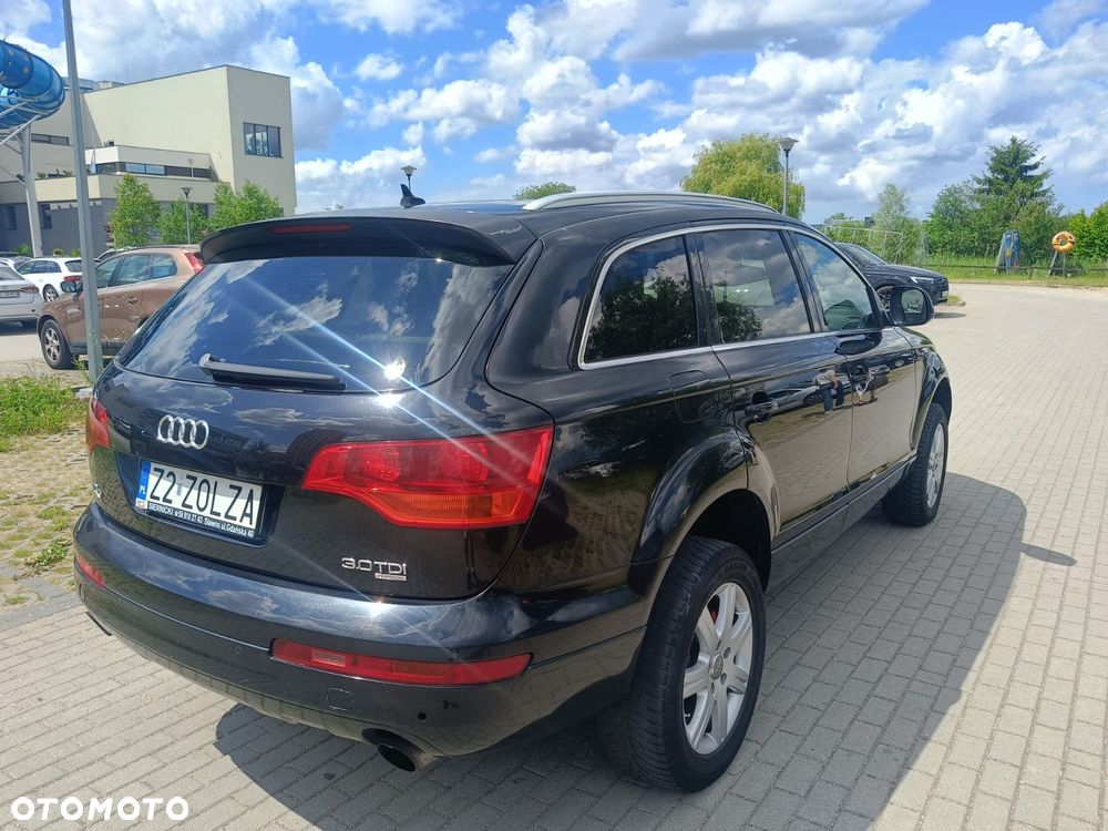 Audi Q7 3.0 TDI Quattro Tiptronic - 5