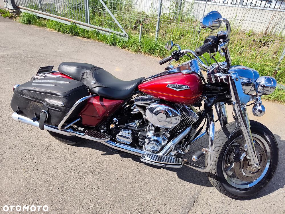 Harley-Davidson Touring Road King - 2