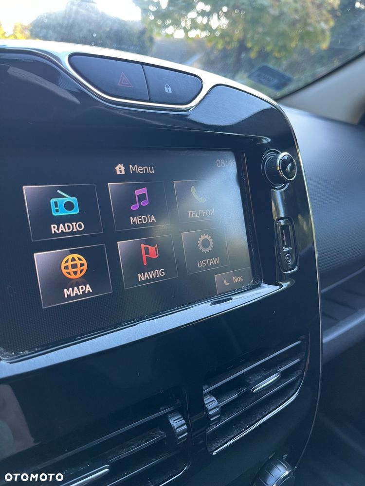 Renault Clio - 19