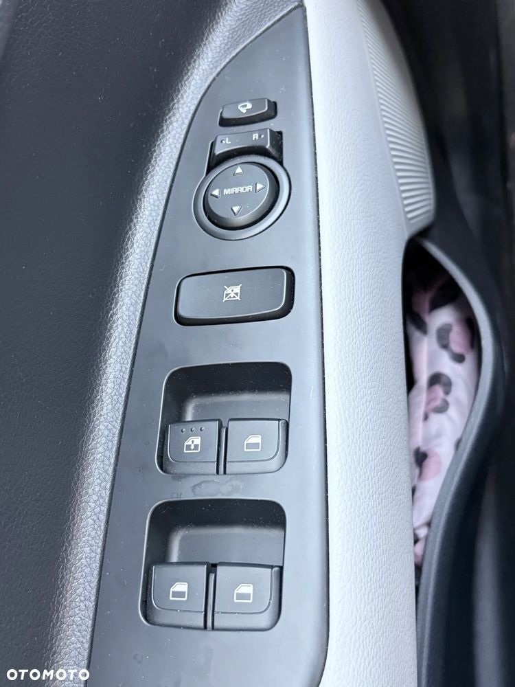 Kia Stonic 1.2 L - 3