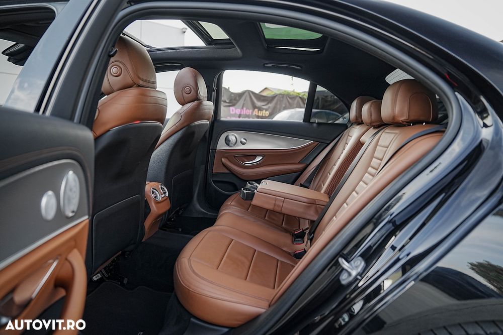 Mercedes-Benz E 350e 9G-TRONIC AMG Line - 19