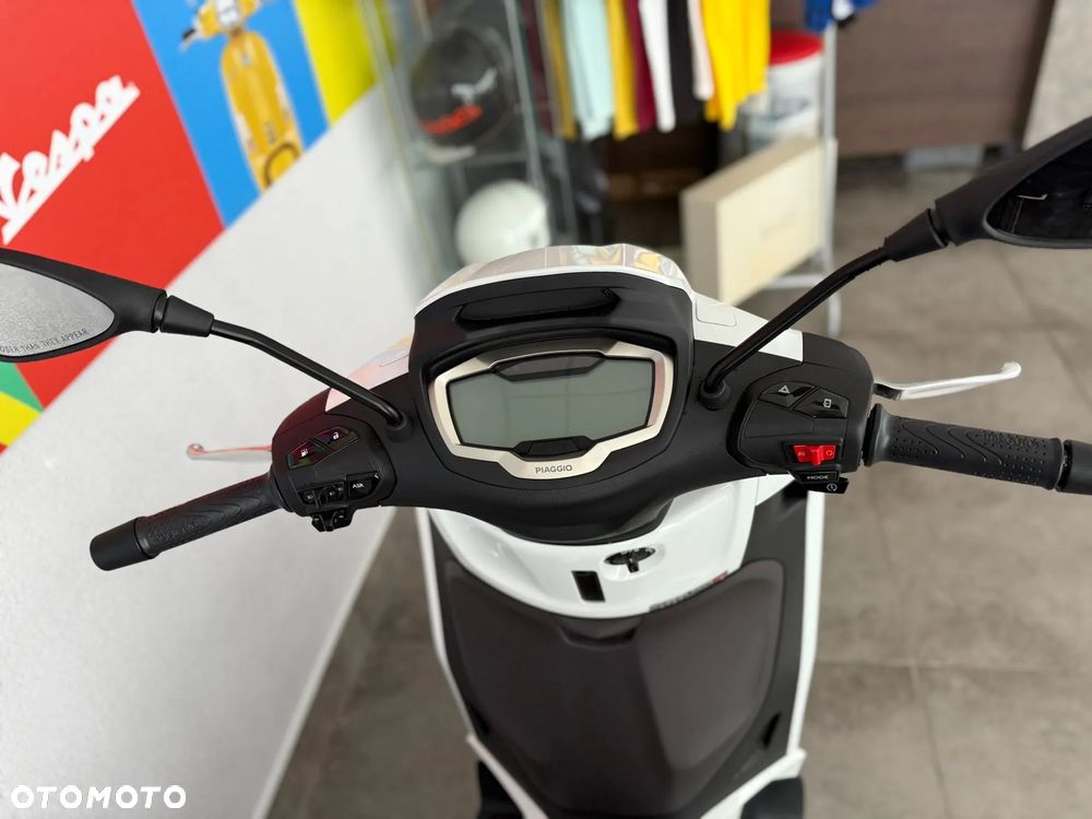 Piaggio Beverly - 15