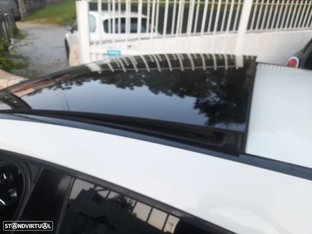 Mercedes-Benz CLA 220 d Shooting Brake AMG Line Aut. - 17