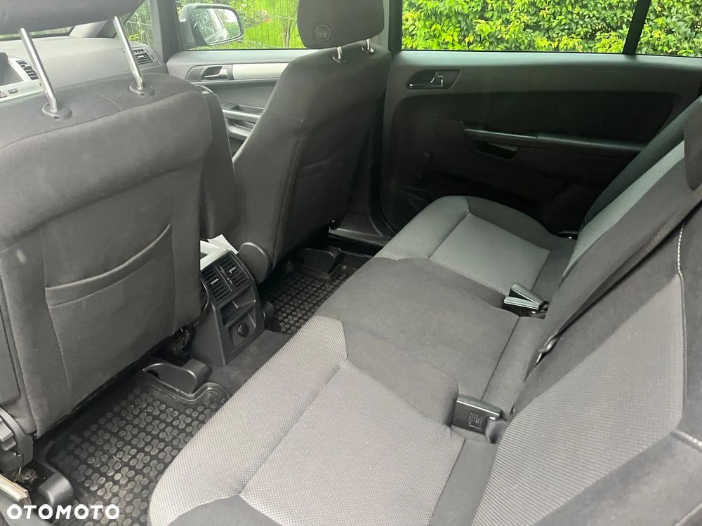 Opel Zafira 1.8 Active - 13