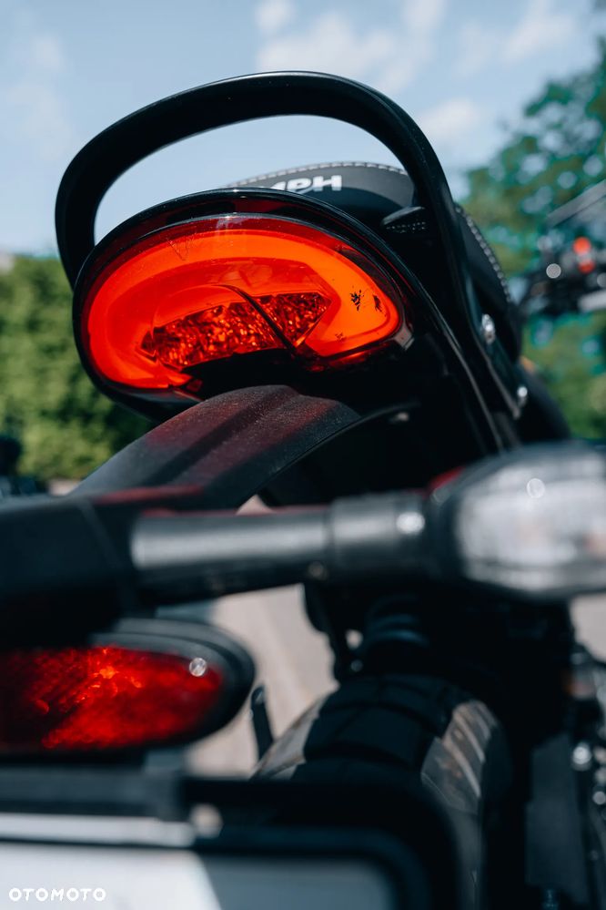 Triumph Scrambler - 28