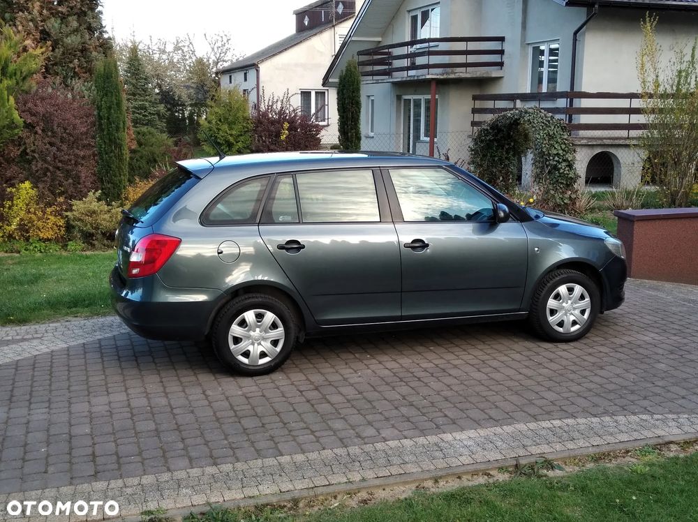 Skoda Fabia 1.4 16V Active Plus - 6