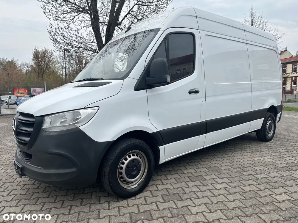 Mercedes-Benz Sprinter - 8