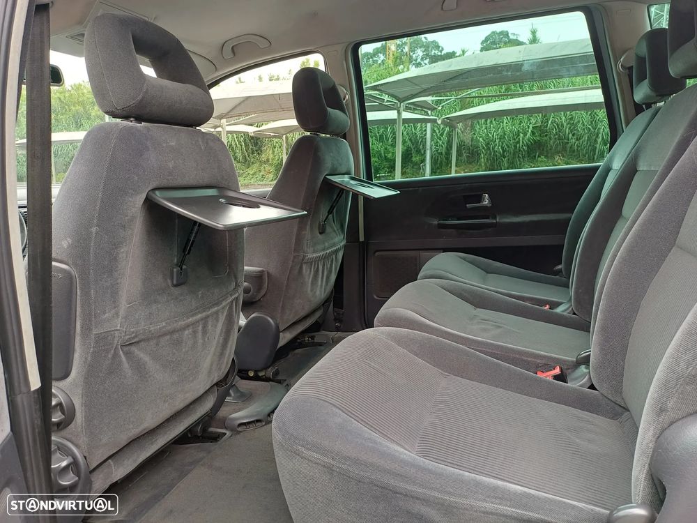 Ford Galaxy TDI Ghia - 34