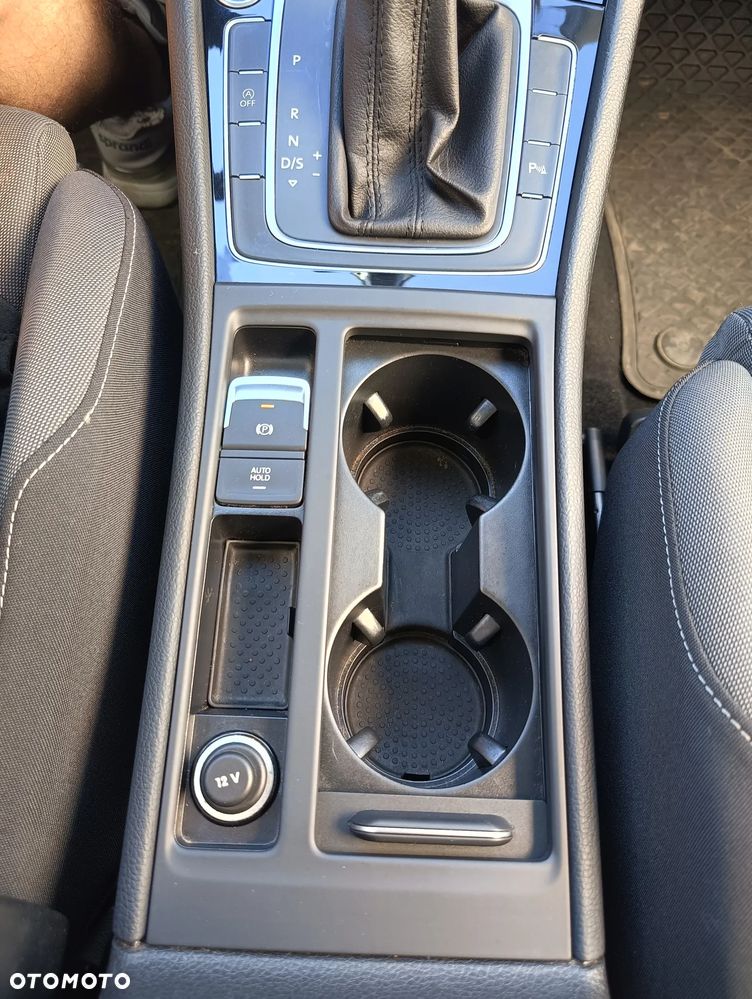 Volkswagen Golf 2.0 TDI (BlueMotion Technology) DSG Highline - 15