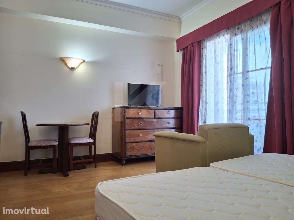Apartamento T0 São Martinho - Ajuda - Grande imagem: 3/23