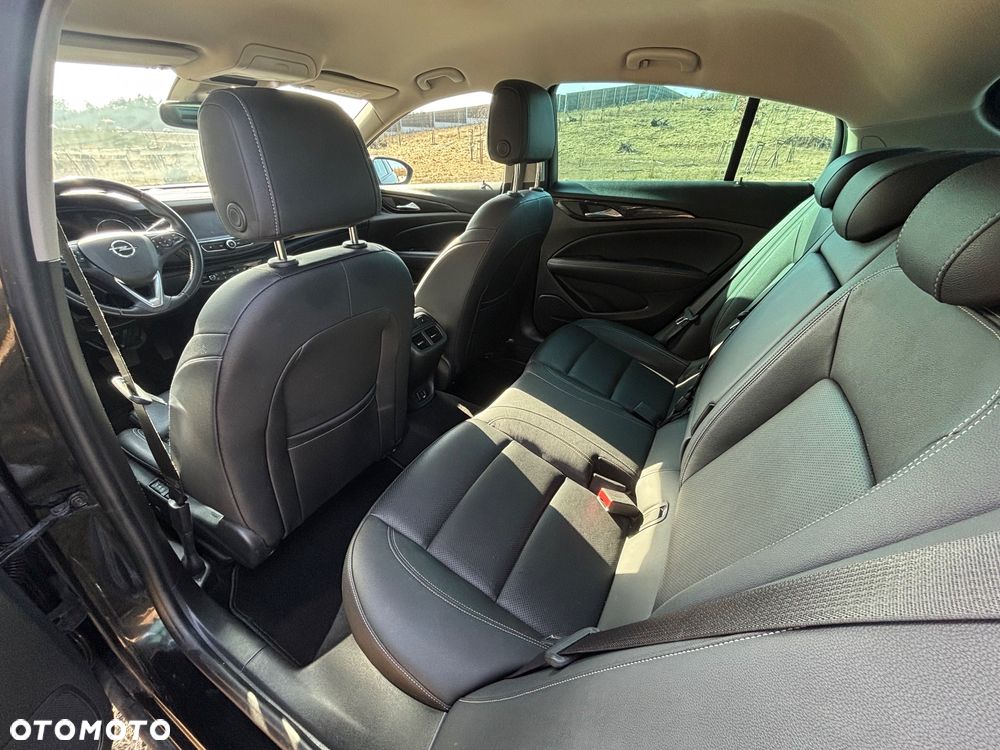 Opel Insignia 1.6 T Innovation S&S - 11