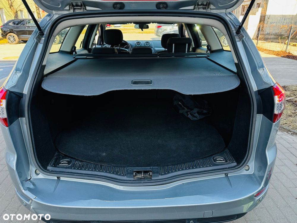 Ford Mondeo 1.6 Gold X - 11