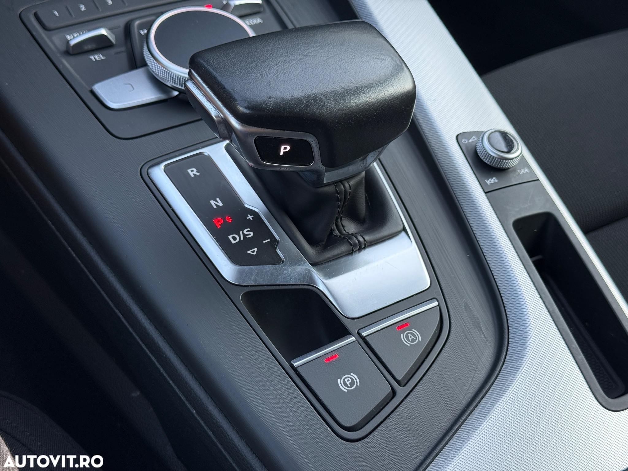 Audi A4 Avant 40 TDI S tronic - 11