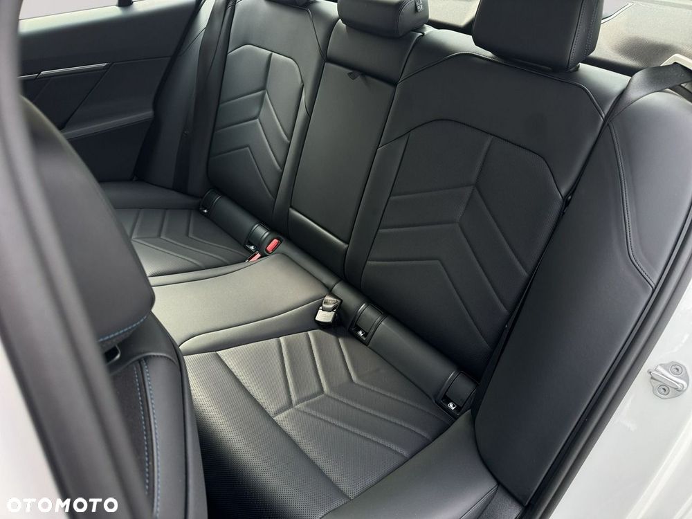 BMW Seria 5 520d mHEV M Sport - 23