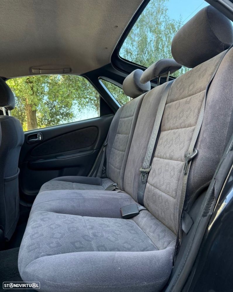 Toyota Corolla L/B 1.4 Sol AC+ABL - 9