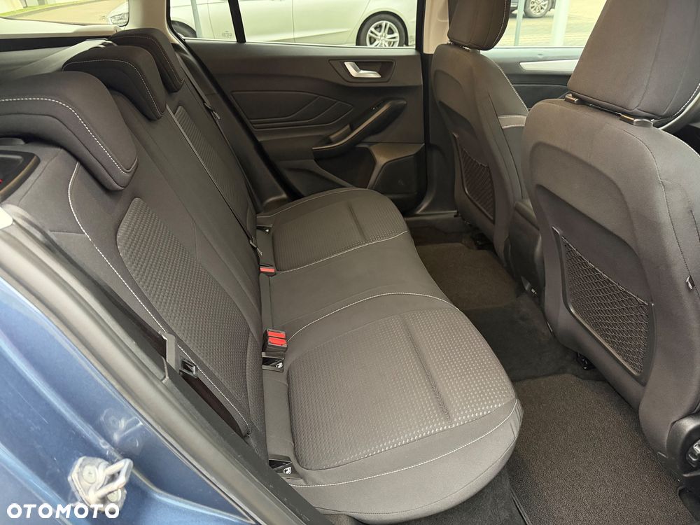 Ford Focus 1.0 EcoBoost STart-Stopp-System TITANIUM - 21