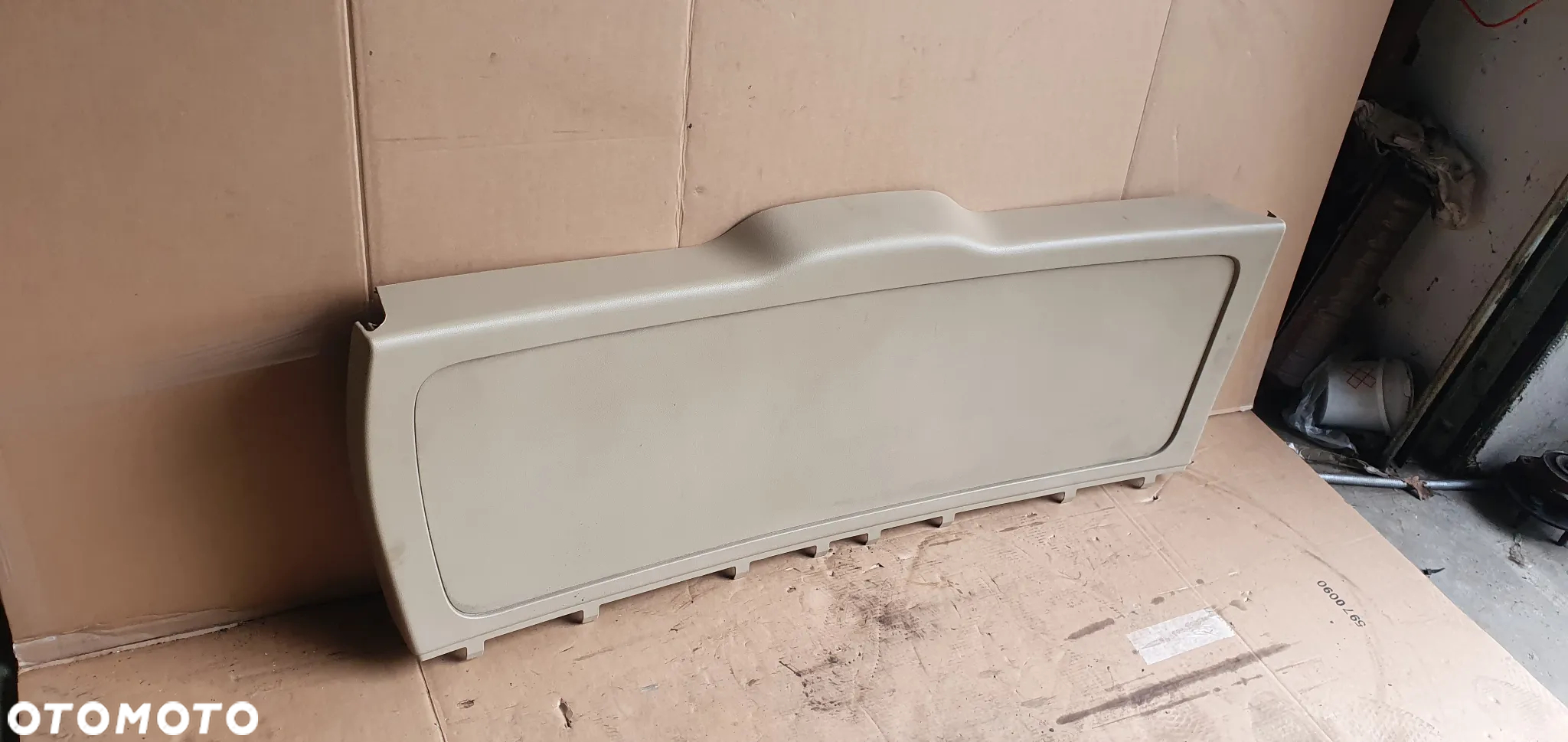Tapicerka osłona klapy bagażnika Mercedes GL X166 W166 A1667400470 - 4