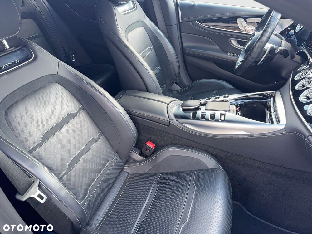 Mercedes-Benz AMG GT - 22