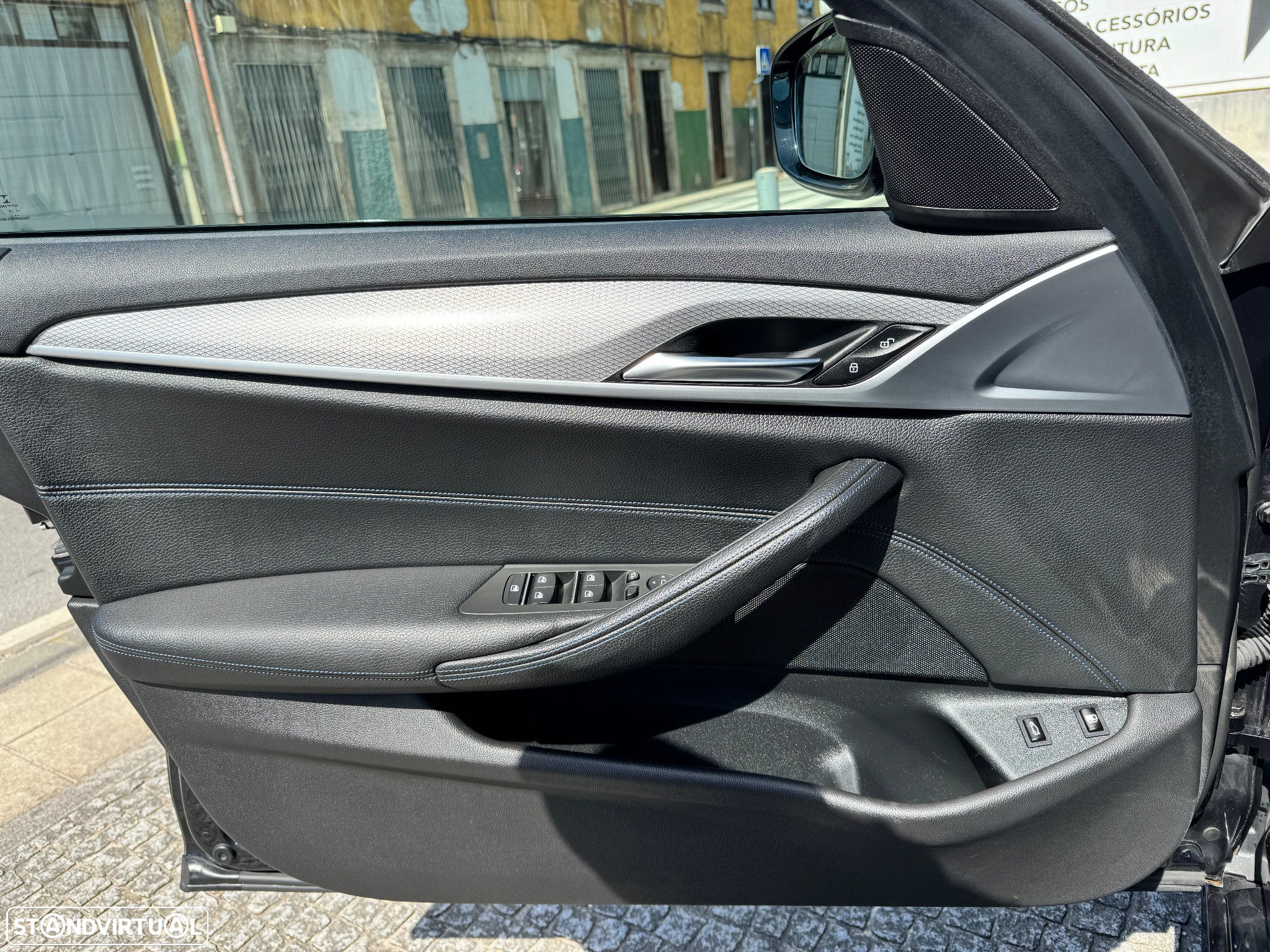 BMW 530 e iPerformance Pack M - 16