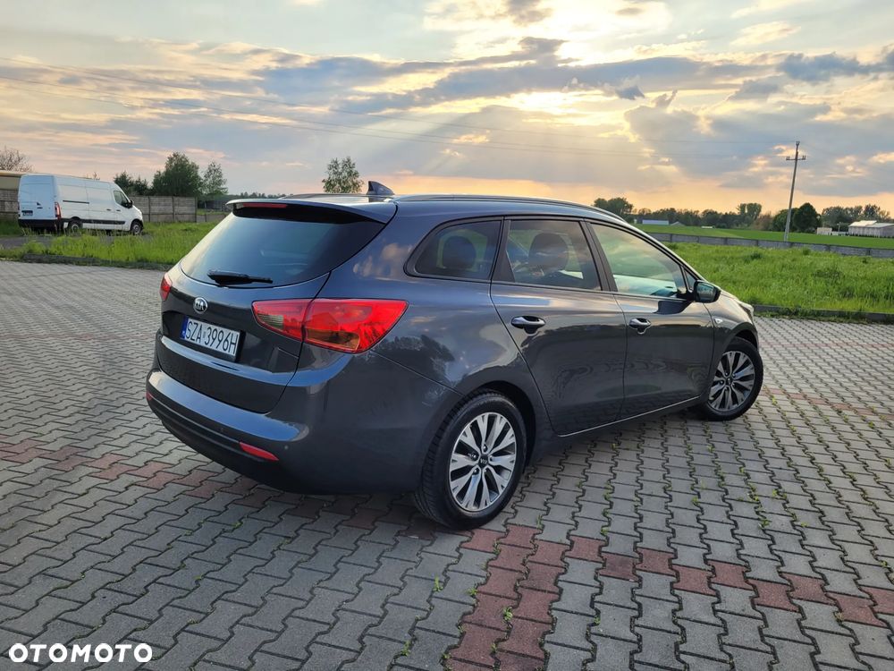 Kia Ceed 1.4 Vision - 12