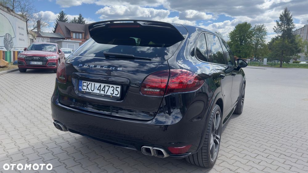 Porsche Cayenne Diesel Platinum Edition - 23
