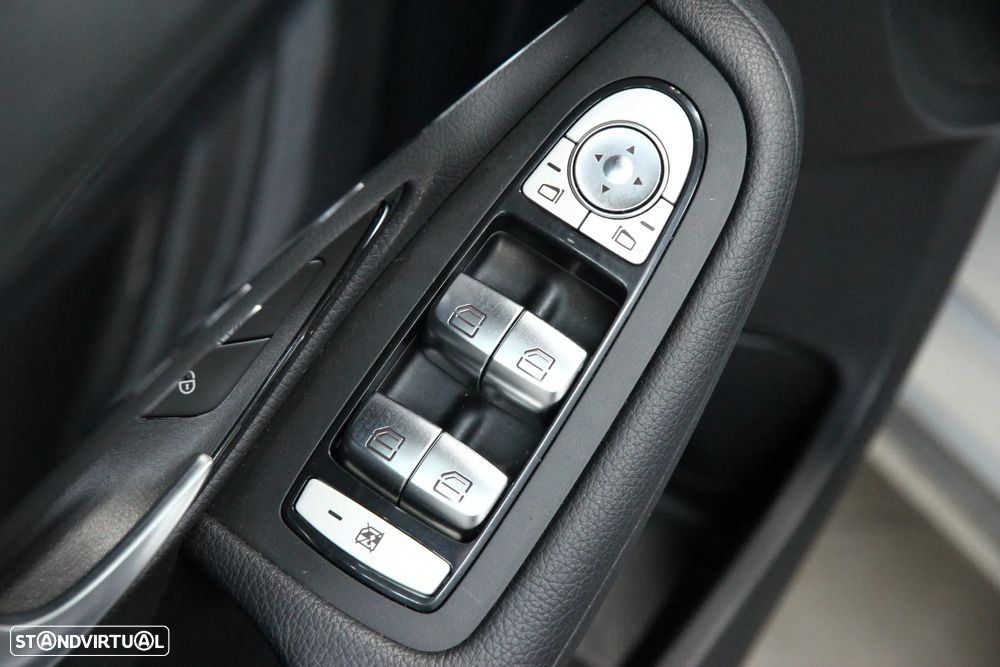 Mercedes-Benz C 180 d Aut. - 8