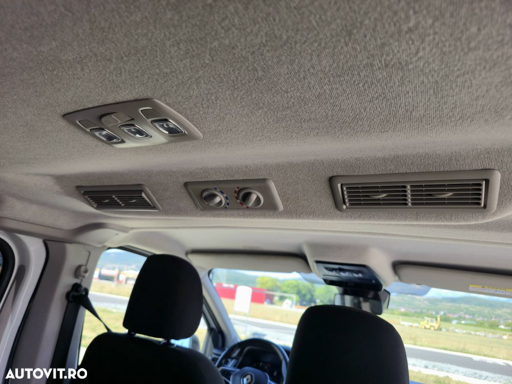 Renault Trafic - 8