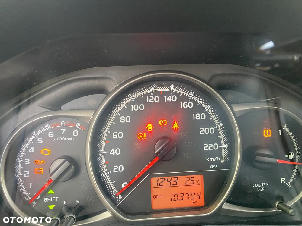 Toyota Yaris 1.33 Life EU6 - 16