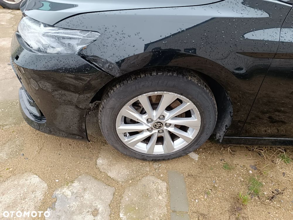 Toyota Camry 2.5 Hybrid Comfort CVT - 16