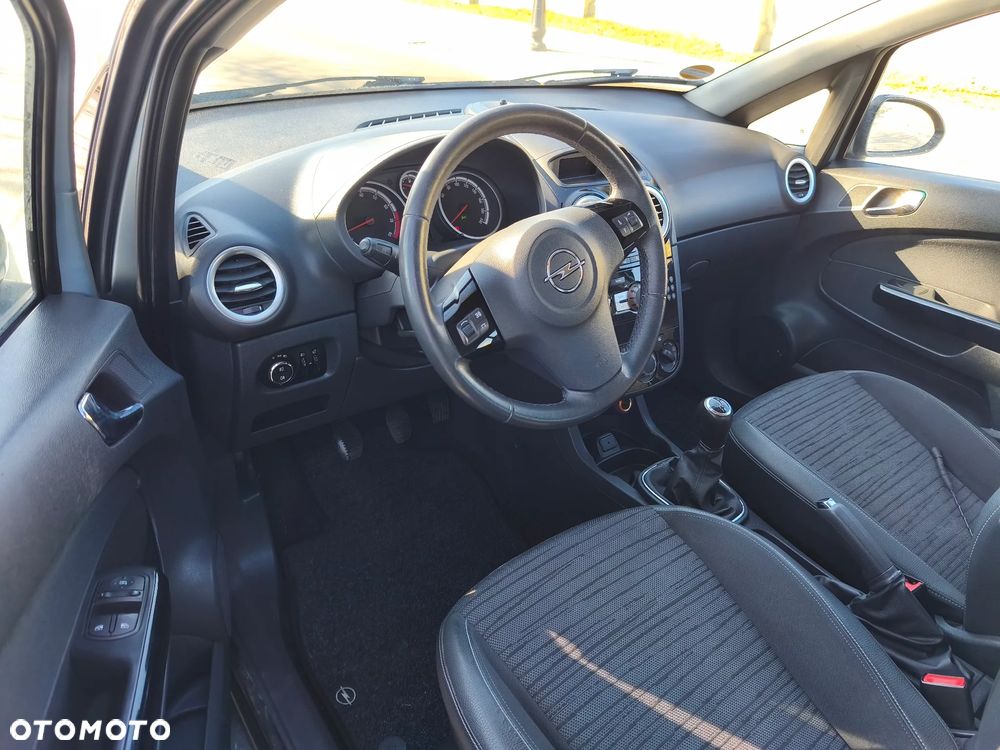 Opel Corsa - 10
