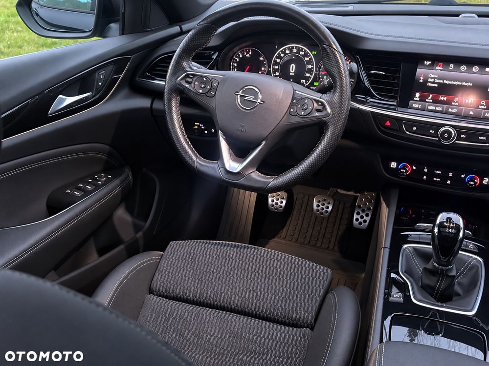 Opel Insignia - 14