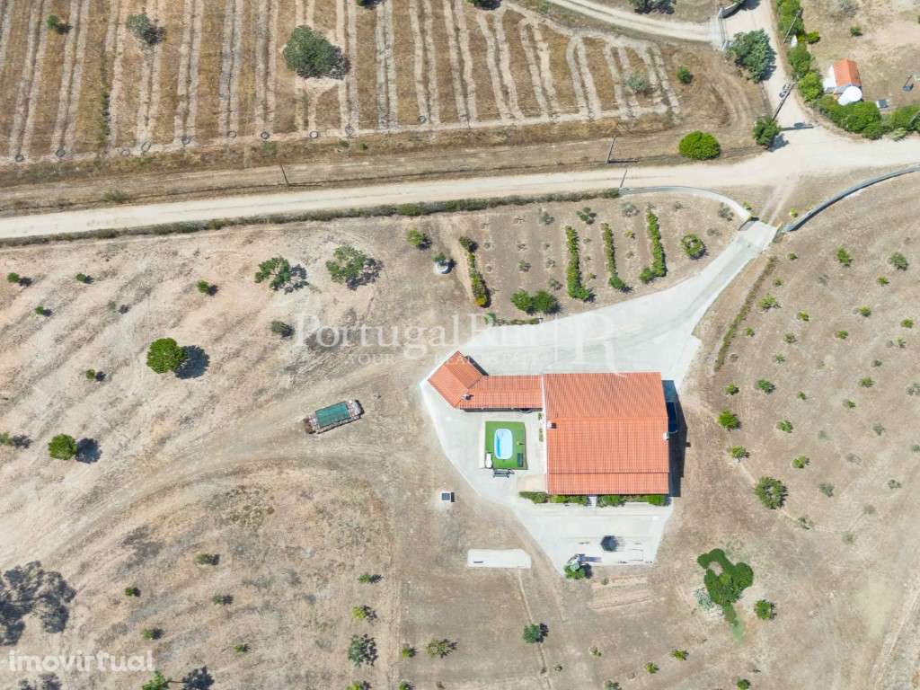 Monte Alentejano T4 com Terreno de 4,4 Hectares - Grande imagem: 2/48