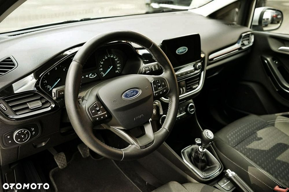 Ford Fiesta - 20
