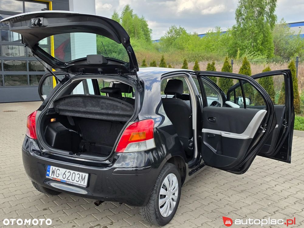 Toyota Yaris 1.33 Sol - 11