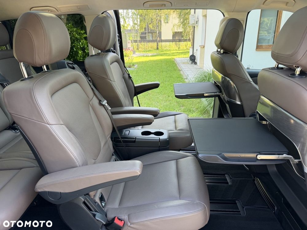 Mercedes-Benz Klasa V 300 d Exclusive 9G-Tronic (d³ugi) - 17