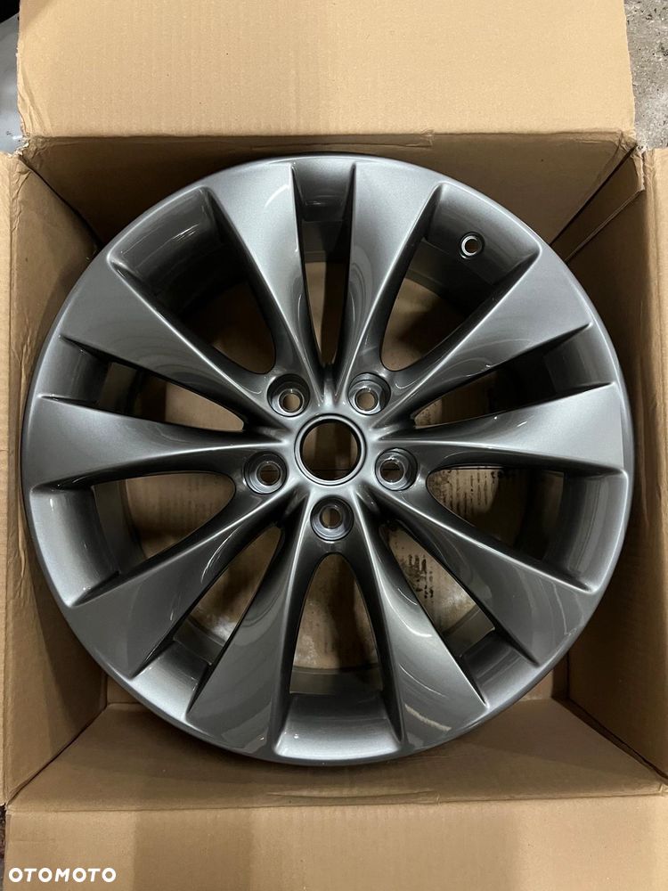 Opel Astra J felga 18 - 1