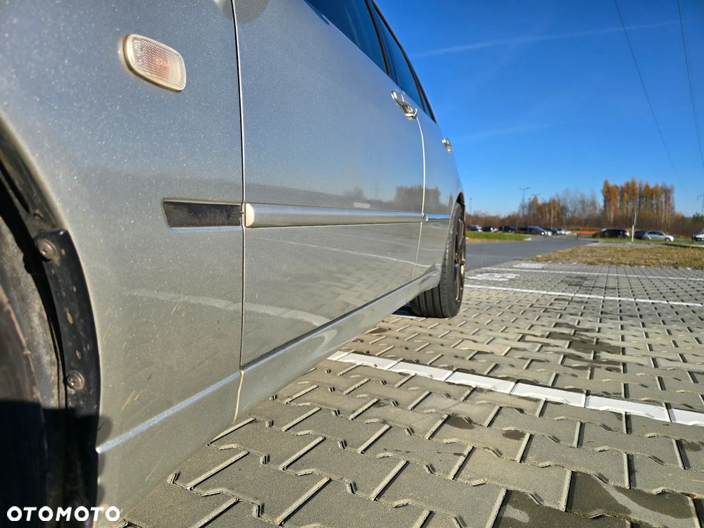 Lexus IS 300 Elegance - 7